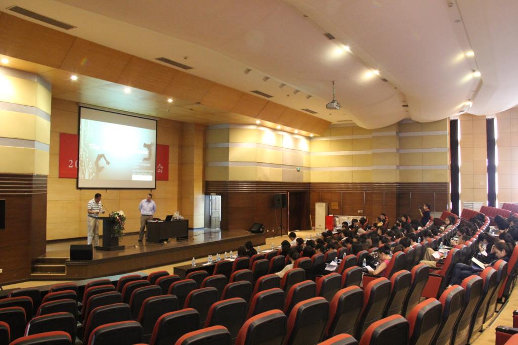 美国语言学者项目在澳门太阳城(简体中文)官网
举行