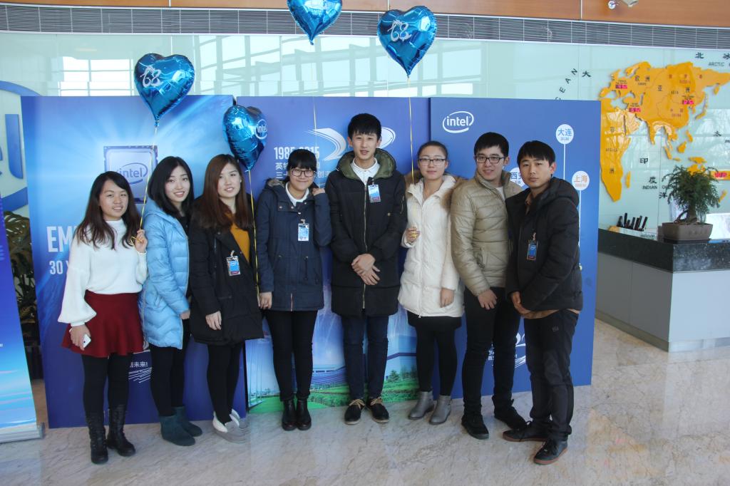 澳门太阳城(简体中文)官网
8名同学参加“One day @Intel” 体验活动