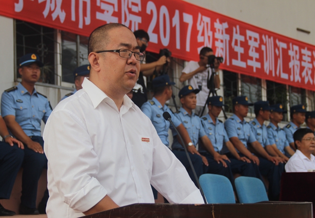 孙云海主任宣读表彰决定