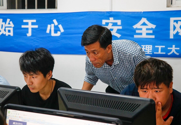 李彤院长现场指导