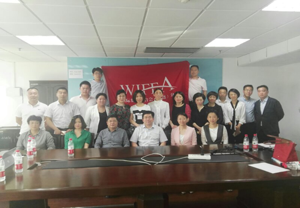 管理澳门太阳城
应邀参加校企合作交流会