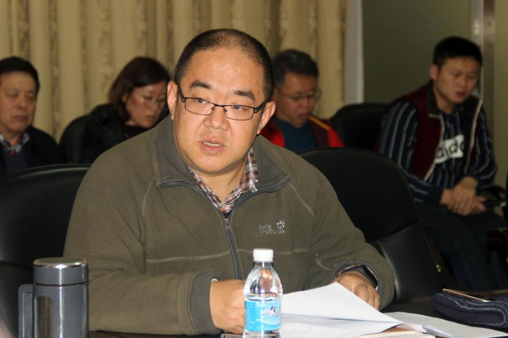 孙云海主任对学生工作相关文件提出修改意见